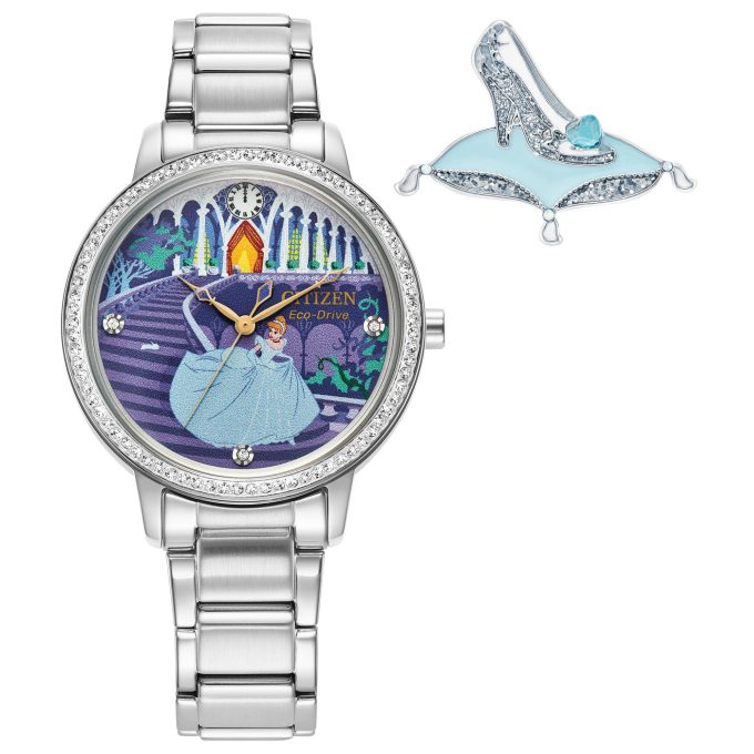 Ladies Disney Cinderella Stainless Steel Bracelet watch Blue dial